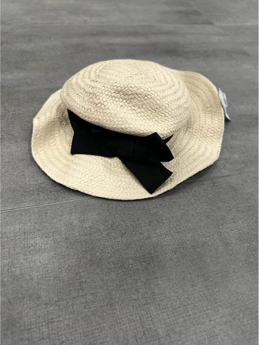 6-12m • Old Navy Baby Hat